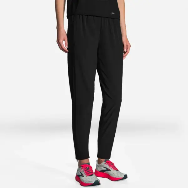 Brooks Shakeout Pant Women's - Image 3