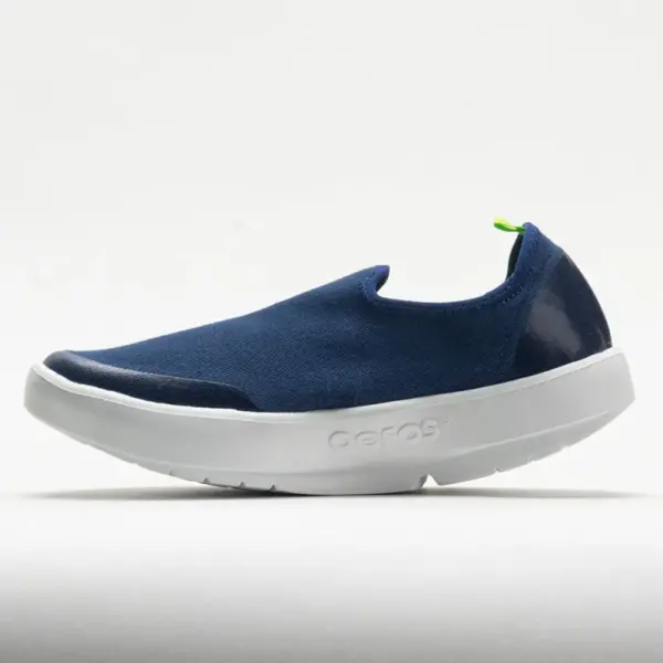 OOFOS OOmg eeZee Women's White/Navy - Image 2