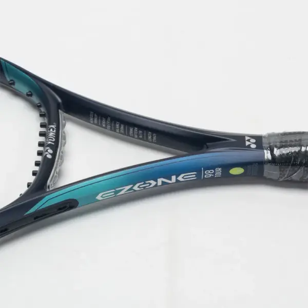 Yonex EZONE 98 Tour 315g Sky Blue (7th Gen) - Image 4